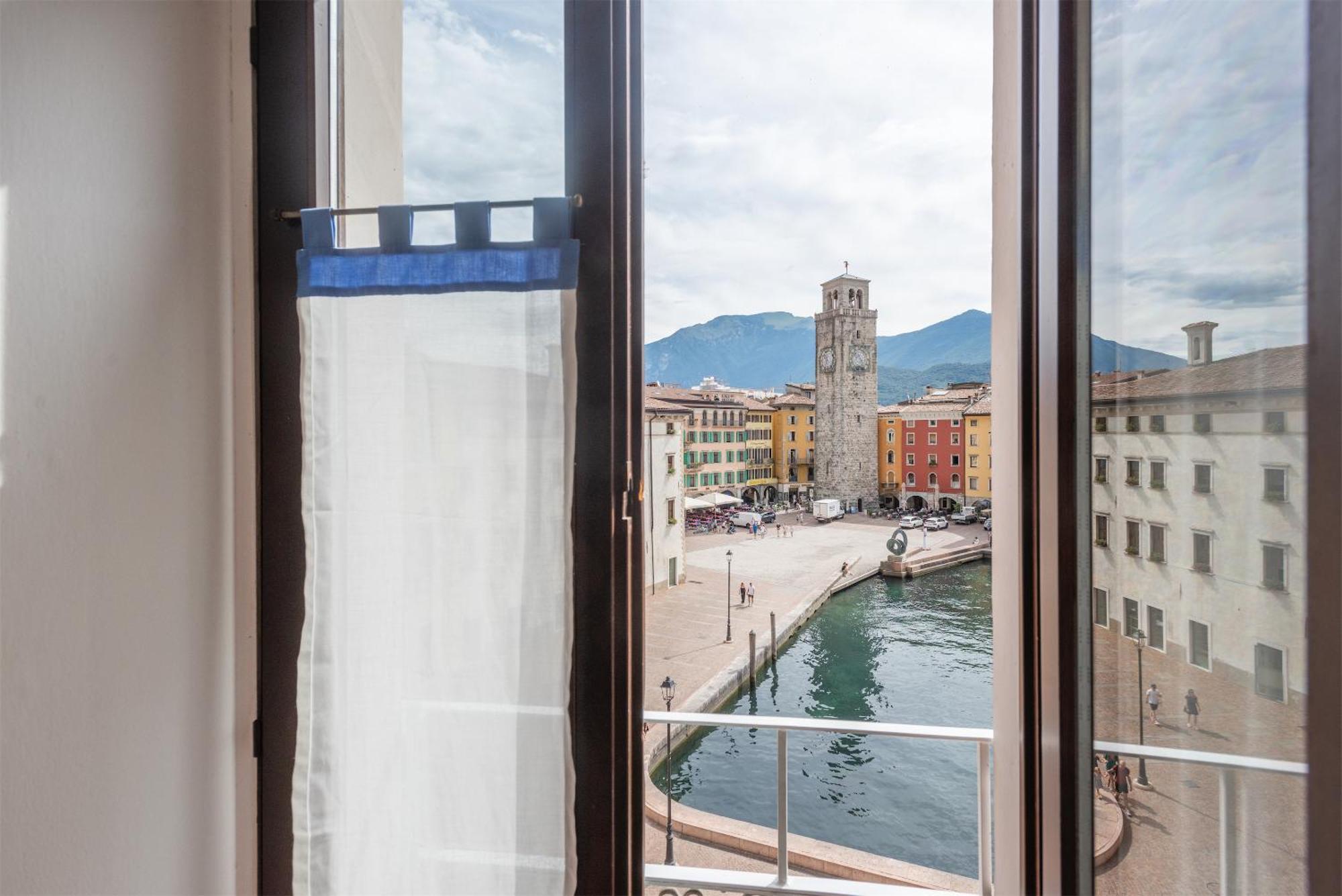 Casa La Torre, The View On The Lake Riva del Garda Esterno foto