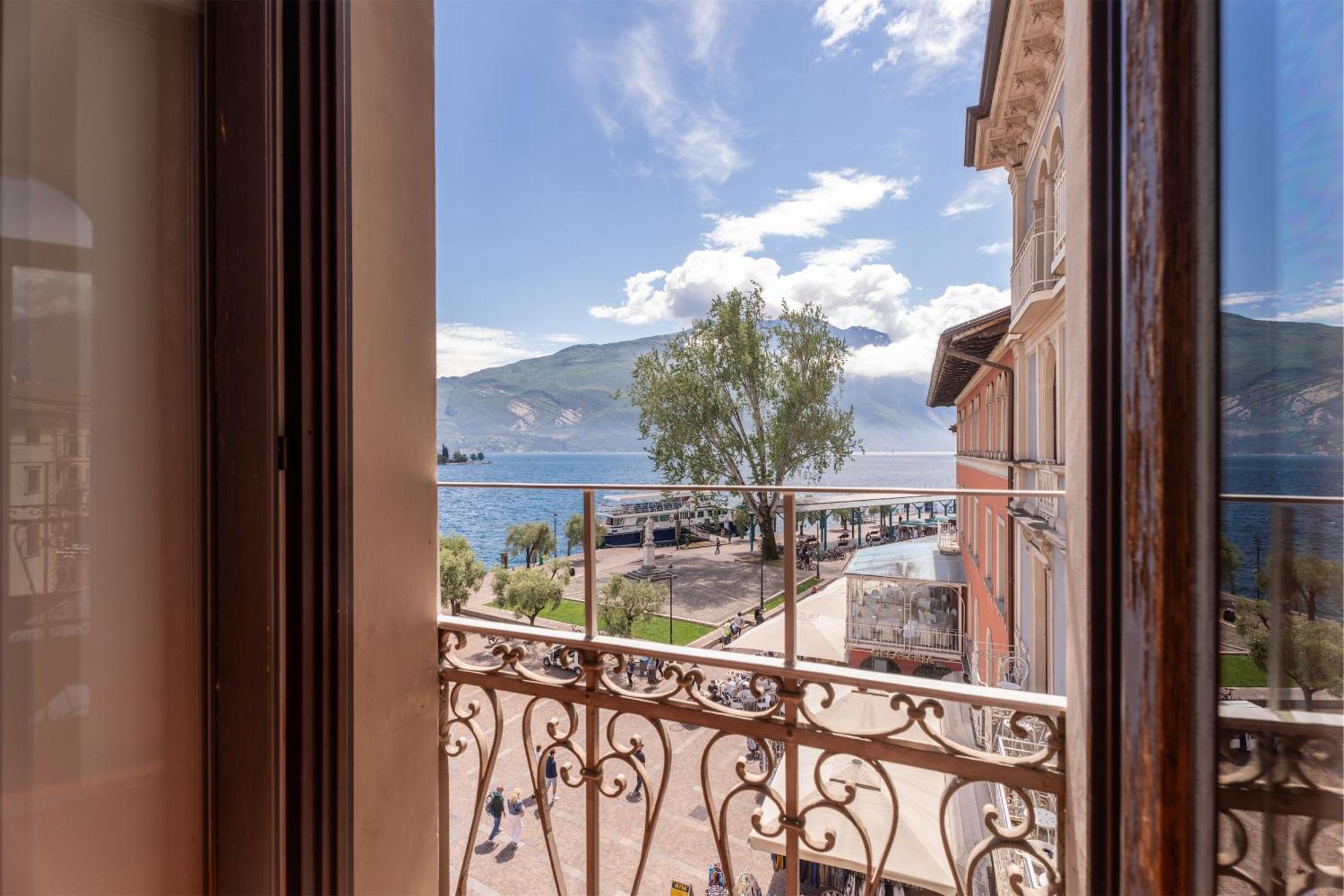 Casa La Torre, The View On The Lake Riva del Garda Esterno foto