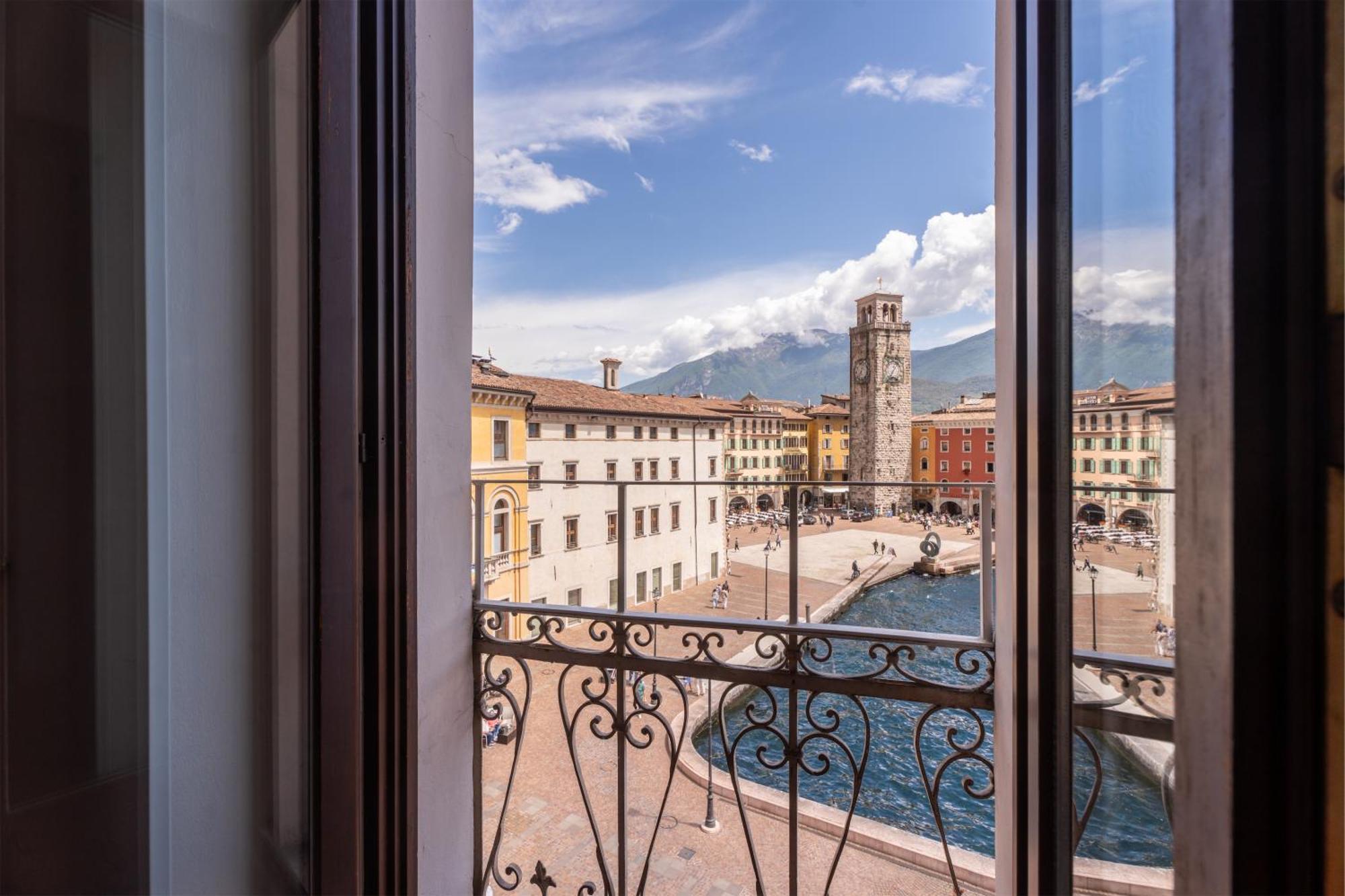 Casa La Torre, The View On The Lake Riva del Garda Esterno foto