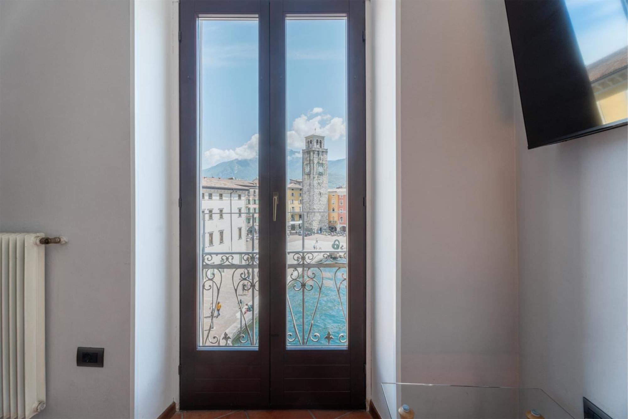 Casa La Torre, The View On The Lake Riva del Garda Esterno foto
